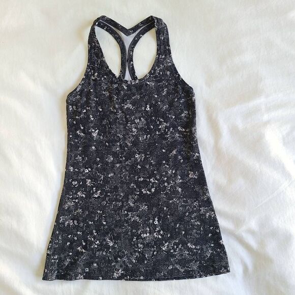 Lululemon Tank Top Womens 4 Gray Sleeveless Scoop Neck Racerback Strap Pullover - Picture 1 of 6